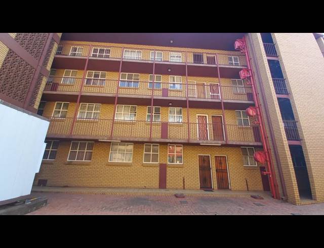 2 BEDROOM APARTMENT FOR SALE IN PRETORIA GARDENS